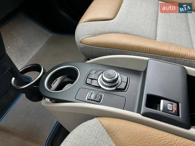 Синий БМВ И3, объемом двигателя 0 л и пробегом 73 тыс. км за 11000 $, фото 11 на Automoto.ua