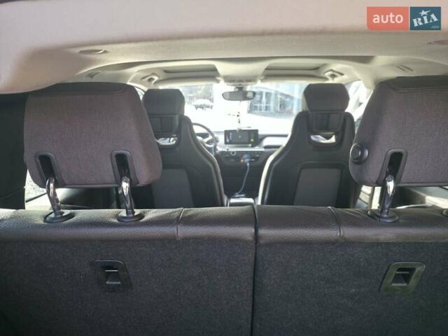 Синий БМВ И3, объемом двигателя 0 л и пробегом 223 тыс. км за 10000 $, фото 6 на Automoto.ua