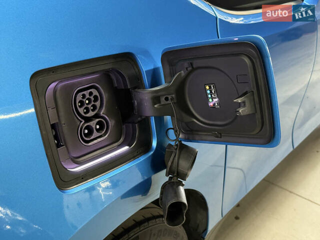 БМВ И3 2017 в Владимир-Волынский на Automoto.ua Синий БМВ И3, объемом двигателя 0 л и пробегом 214 тыс. км за 9900 $, фото 19 на Automoto.ua