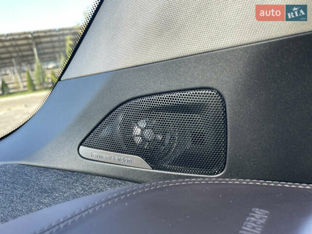 БМВ И3 2017 в Львове на Automoto.ua Синий БМВ И3, объемом двигателя 0 л и пробегом 140 тыс. км за 12490 $, фото 52 на Automoto.ua