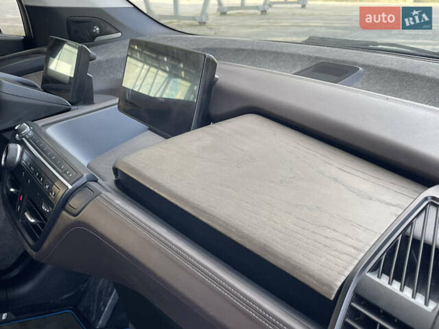 Синий БМВ И3, объемом двигателя 0 л и пробегом 141 тыс. км за 11999 $, фото 44 на Automoto.ua