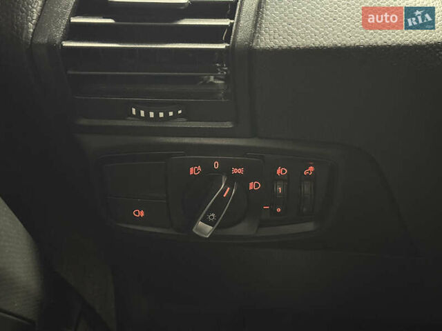 БМВ И3 2017 в Владимир-Волынский на Automoto.ua Синий БМВ И3, объемом двигателя 0 л и пробегом 214 тыс. км за 9900 $, фото 51 на Automoto.ua