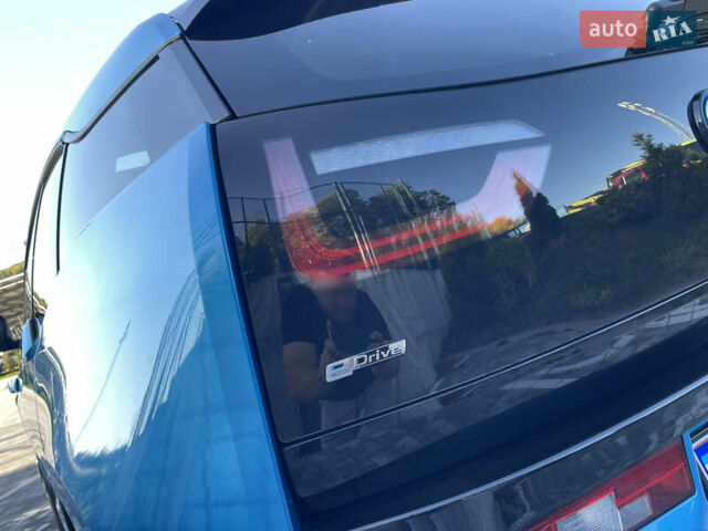 БМВ И3 2017 в Львове на Automoto.ua Синий БМВ И3, объемом двигателя 0 л и пробегом 140 тыс. км за 12490 $, фото 16 на Automoto.ua