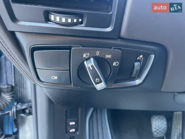 БМВ И3 2017 в Львове на Automoto.ua Синий БМВ И3, объемом двигателя 0 л и пробегом 140 тыс. км за 12490 $, фото 32 на Automoto.ua