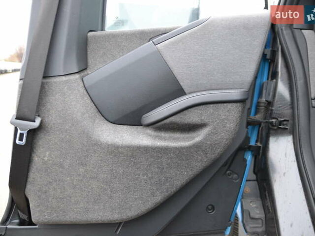 Синий БМВ И3, объемом двигателя 0 л и пробегом 96 тыс. км за 11600 $, фото 24 на Automoto.ua