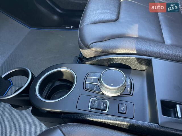 БМВ И3 2017 в Львове на Automoto.ua Синий БМВ И3, объемом двигателя 0 л и пробегом 140 тыс. км за 12490 $, фото 42 на Automoto.ua