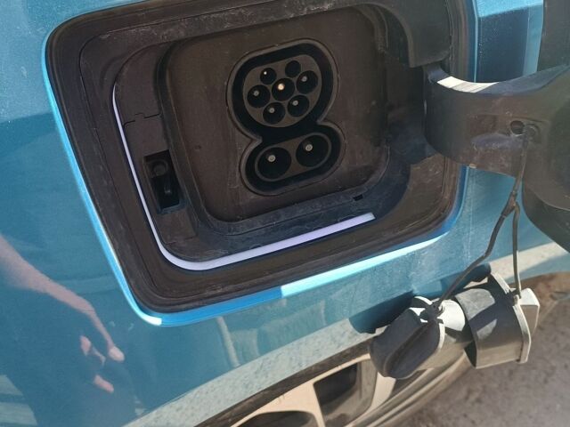 Синий БМВ И3, объемом двигателя 0 л и пробегом 91 тыс. км за 13600 $, фото 8 на Automoto.ua