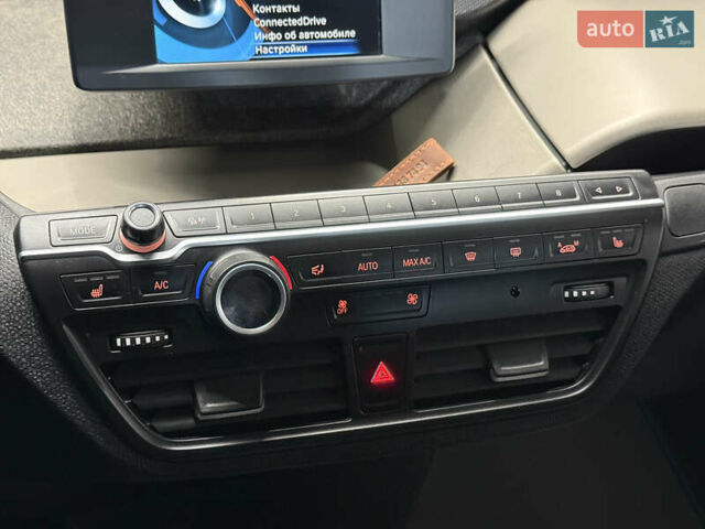 БМВ И3 2017 в Владимир-Волынский на Automoto.ua Синий БМВ И3, объемом двигателя 0 л и пробегом 214 тыс. км за 9900 $, фото 58 на Automoto.ua