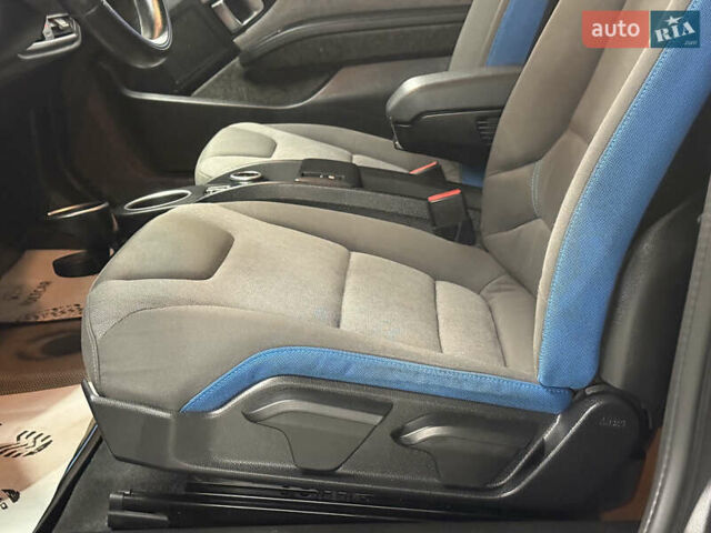 БМВ И3 2017 в Владимир-Волынский на Automoto.ua Синий БМВ И3, объемом двигателя 0 л и пробегом 214 тыс. км за 9900 $, фото 38 на Automoto.ua