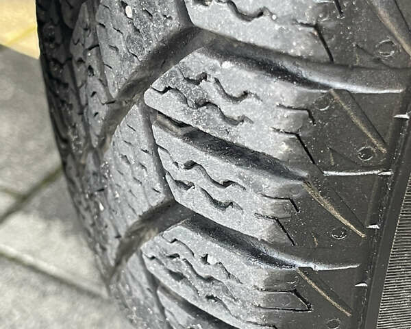 Синий БМВ И3, объемом двигателя 0 л и пробегом 141 тыс. км за 11999 $, фото 50 на Automoto.ua