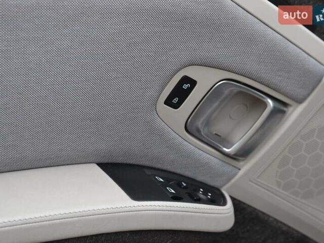 Синий БМВ И3, объемом двигателя 0 л и пробегом 118 тыс. км за 11250 $, фото 14 на Automoto.ua