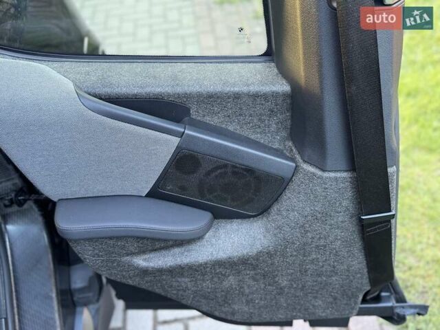 Синий БМВ И3, объемом двигателя 0 л и пробегом 76 тыс. км за 13800 $, фото 20 на Automoto.ua