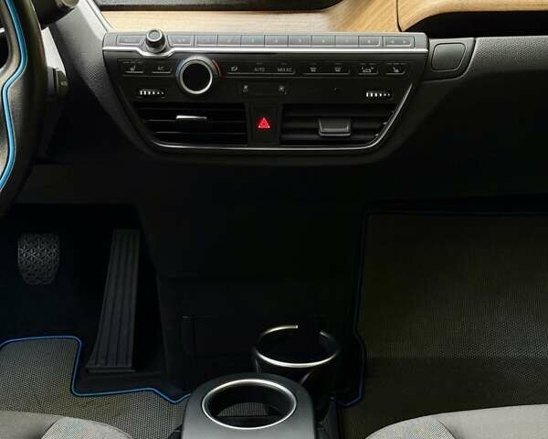 Синий БМВ И3, объемом двигателя 0 л и пробегом 64 тыс. км за 12750 $, фото 44 на Automoto.ua
