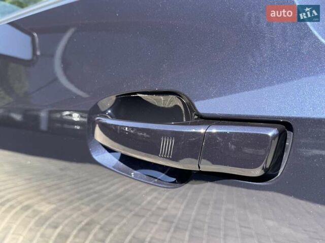 Синий БМВ И3, объемом двигателя 0 л и пробегом 65 тыс. км за 16900 $, фото 25 на Automoto.ua