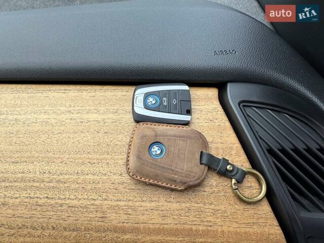 Синий БМВ И3, объемом двигателя 0 л и пробегом 64 тыс. км за 12750 $, фото 9 на Automoto.ua