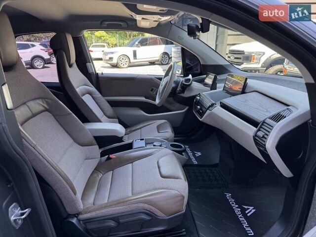 Синий БМВ И3, объемом двигателя 0 л и пробегом 65 тыс. км за 16900 $, фото 13 на Automoto.ua