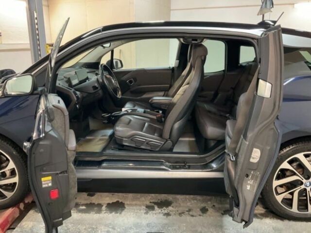 Синий БМВ И3, объемом двигателя 0 л и пробегом 70 тыс. км за 15400 $, фото 6 на Automoto.ua