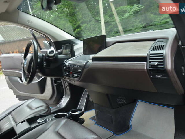 Синий БМВ И3, объемом двигателя 0 л и пробегом 140 тыс. км за 13250 $, фото 50 на Automoto.ua