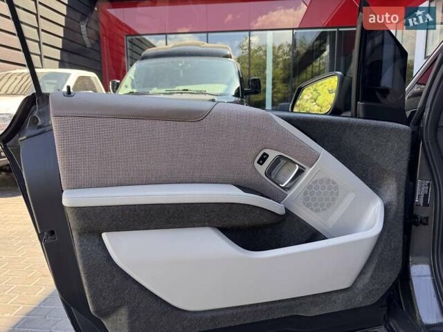 Синий БМВ И3, объемом двигателя 0 л и пробегом 65 тыс. км за 16900 $, фото 10 на Automoto.ua