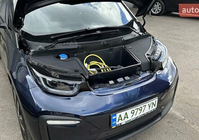 Синий БМВ И3, объемом двигателя 0 л и пробегом 37 тыс. км за 18999 $, фото 17 на Automoto.ua