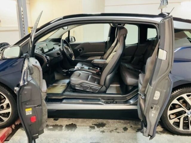 Синий БМВ И3, объемом двигателя 0 л и пробегом 77 тыс. км за 18000 $, фото 4 на Automoto.ua