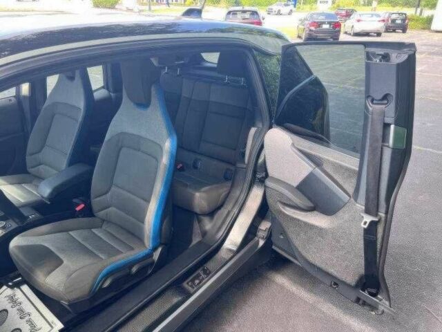 Синий БМВ И3, объемом двигателя 0 л и пробегом 55 тыс. км за 9000 $, фото 13 на Automoto.ua