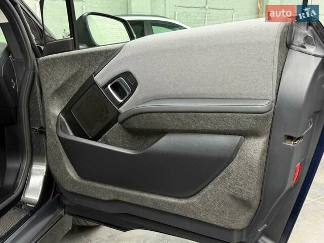 Синий БМВ И3, объемом двигателя 0 л и пробегом 57 тыс. км за 23500 $, фото 24 на Automoto.ua