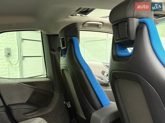 Синий БМВ И3, объемом двигателя 0 л и пробегом 57 тыс. км за 23500 $, фото 29 на Automoto.ua