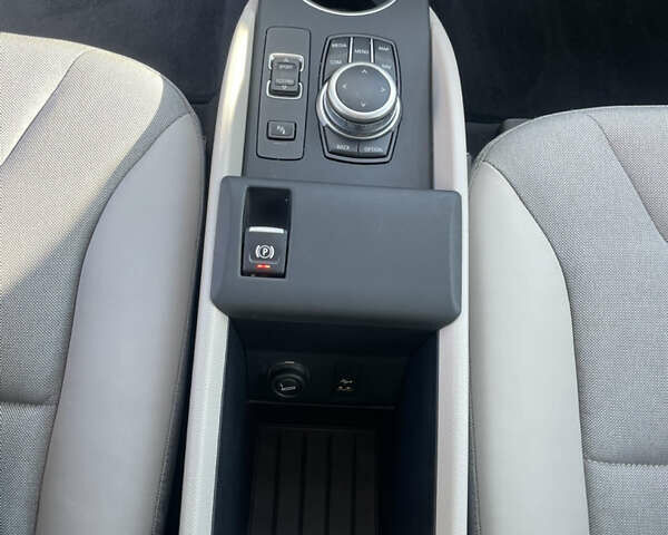 Синій БМВ І3, об'ємом двигуна 0 л та пробігом 36 тис. км за 23000 $, фото 26 на Automoto.ua