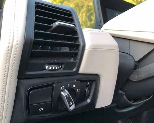 Синий БМВ И3, объемом двигателя 0 л и пробегом 45 тыс. км за 22000 $, фото 49 на Automoto.ua