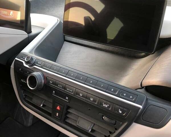 Синий БМВ И3, объемом двигателя 0 л и пробегом 45 тыс. км за 22000 $, фото 25 на Automoto.ua