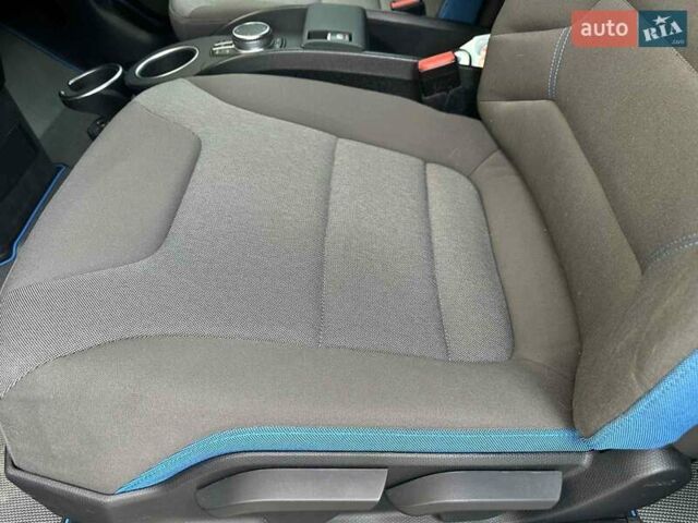 Синій БМВ І3, об'ємом двигуна 0 л та пробігом 13 тис. км за 20800 $, фото 10 на Automoto.ua