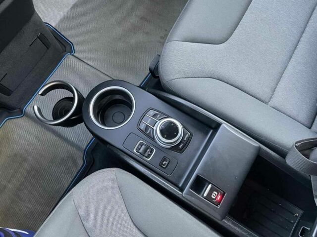 Синий БМВ И3, объемом двигателя 0 л и пробегом 69 тыс. км за 10500 $, фото 17 на Automoto.ua