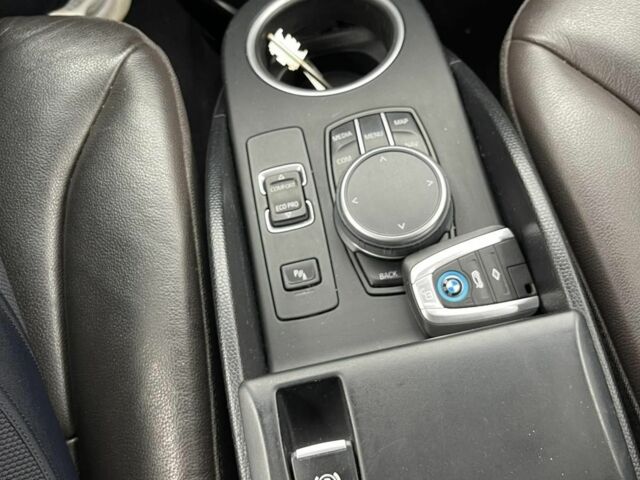 Зеленый БМВ И3, объемом двигателя 0 л и пробегом 112 тыс. км за 14800 $, фото 10 на Automoto.ua