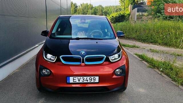 Оранжевый БМВ И3, объемом двигателя 0 л и пробегом 30 тыс. км за 11500 $, фото 1 на Automoto.ua