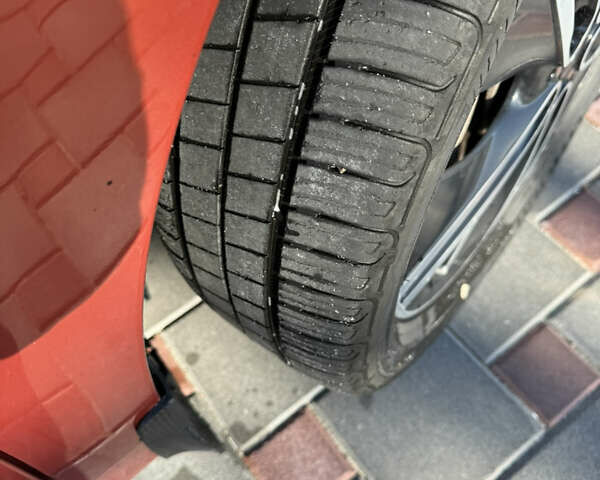 Оранжевый БМВ И3, объемом двигателя 0 л и пробегом 150 тыс. км за 13000 $, фото 3 на Automoto.ua