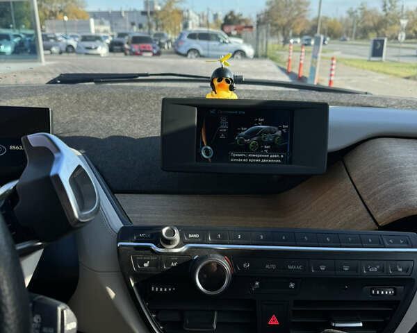 Оранжевый БМВ И3, объемом двигателя 0 л и пробегом 150 тыс. км за 13000 $, фото 8 на Automoto.ua