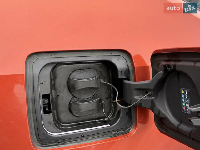 Оранжевый БМВ И3, объемом двигателя 0 л и пробегом 109 тыс. км за 7999 $, фото 12 на Automoto.ua