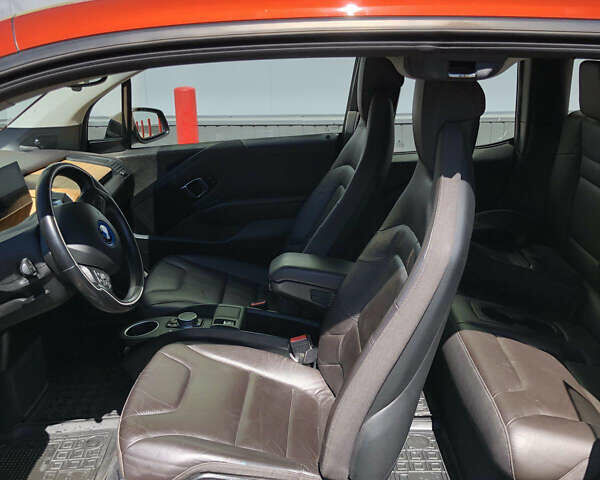 Помаранчевий БМВ І3, об'ємом двигуна 0.65 л та пробігом 97 тис. км за 15000 $, фото 5 на Automoto.ua