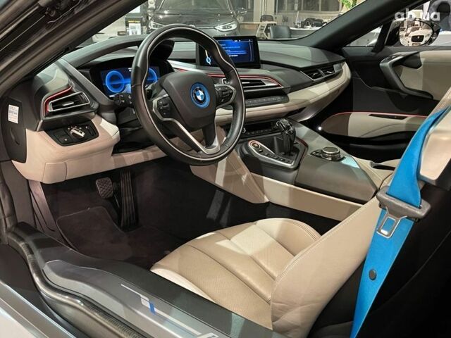 БМВ И8, объемом двигателя 0 л и пробегом 5 тыс. км за 83500 $, фото 10 на Automoto.ua