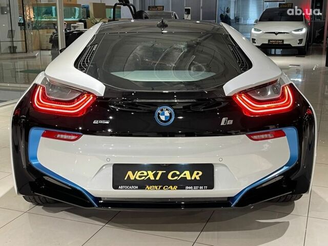 БМВ И8, объемом двигателя 0 л и пробегом 5 тыс. км за 83500 $, фото 6 на Automoto.ua