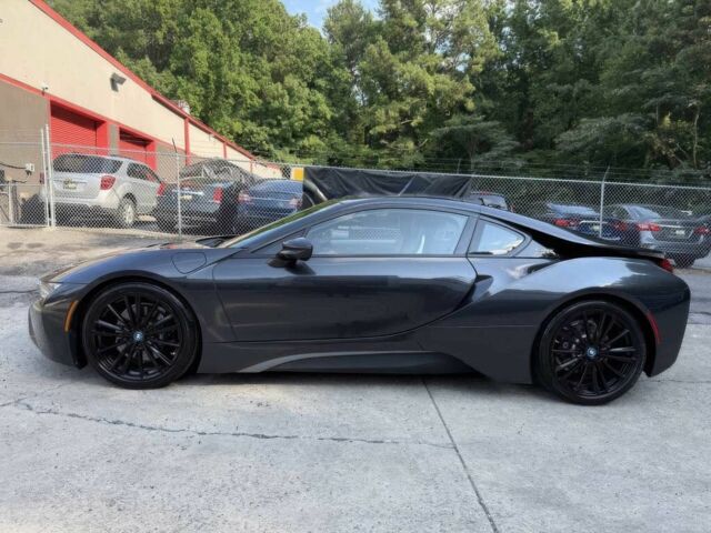 Серый БМВ И8, объемом двигателя 0 л и пробегом 48 тыс. км за 29000 $, фото 2 на Automoto.ua