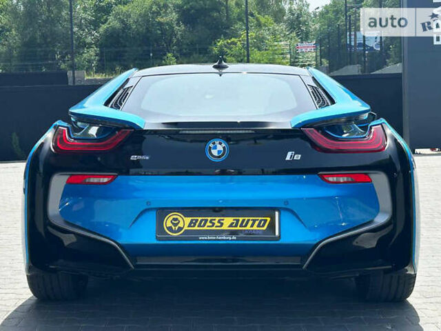 Синий БМВ И8, объемом двигателя 1.5 л и пробегом 41 тыс. км за 71700 $, фото 5 на Automoto.ua