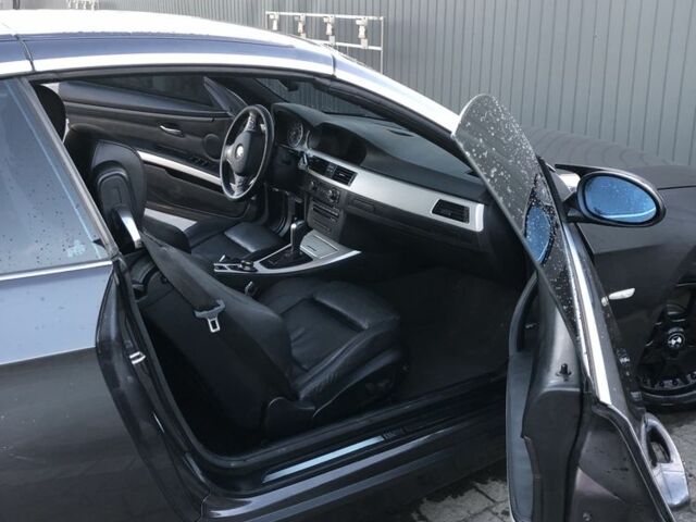 Сірий БМВ M1, об'ємом двигуна 3 л та пробігом 250 тис. км за 9000 $, фото 1 на Automoto.ua