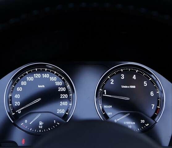 Белый БМВ M2, объемом двигателя 3 л и пробегом 60 тыс. км за 28500 $, фото 17 на Automoto.ua