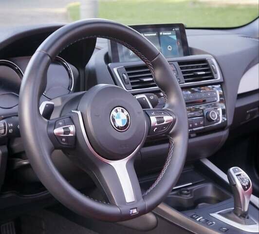 Белый БМВ M2, объемом двигателя 3 л и пробегом 60 тыс. км за 28500 $, фото 16 на Automoto.ua