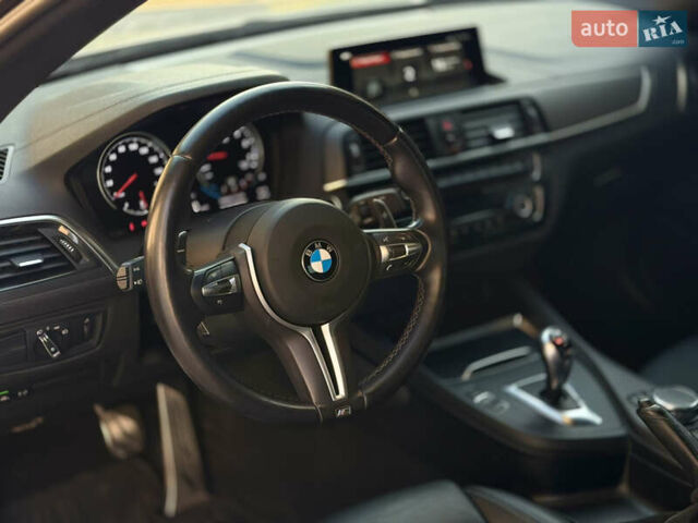 Белый БМВ M2, объемом двигателя 3 л и пробегом 73 тыс. км за 38000 $, фото 15 на Automoto.ua