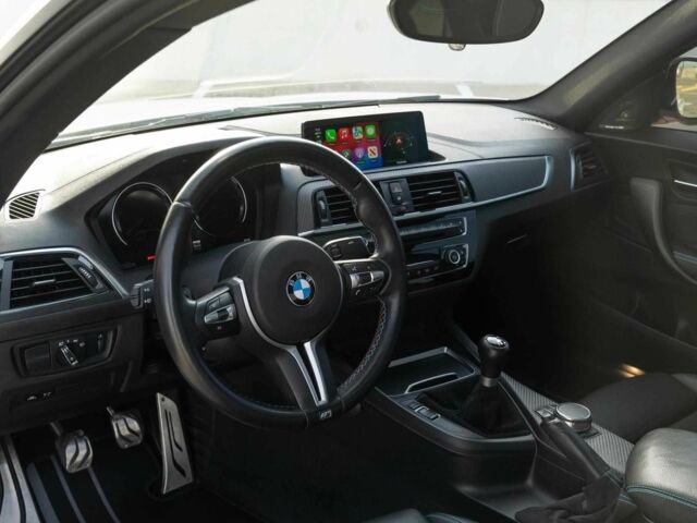 Белый БМВ M2, объемом двигателя 0 л и пробегом 45 тыс. км за 30000 $, фото 7 на Automoto.ua