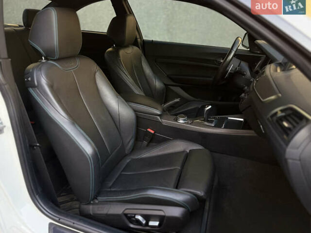 Белый БМВ M2, объемом двигателя 3 л и пробегом 73 тыс. км за 38000 $, фото 13 на Automoto.ua
