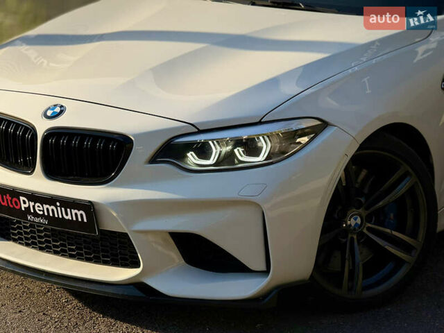 Белый БМВ M2, объемом двигателя 3 л и пробегом 73 тыс. км за 38000 $, фото 1 на Automoto.ua